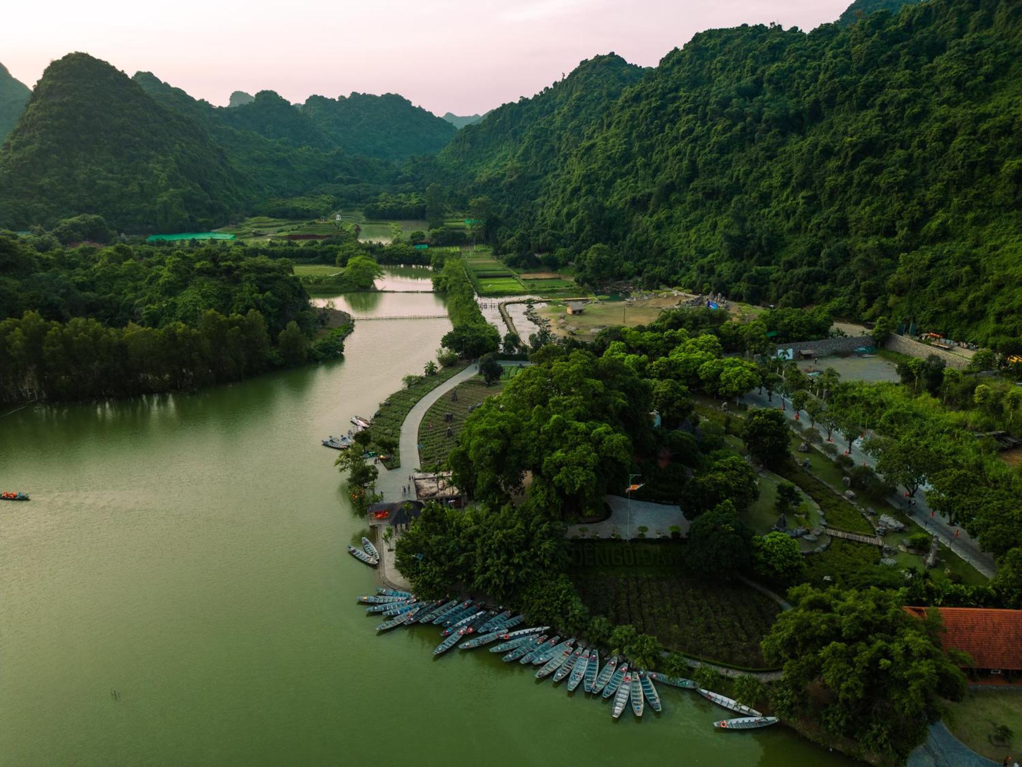 Thung Nham Resort Ninh Bình Exteriör bild